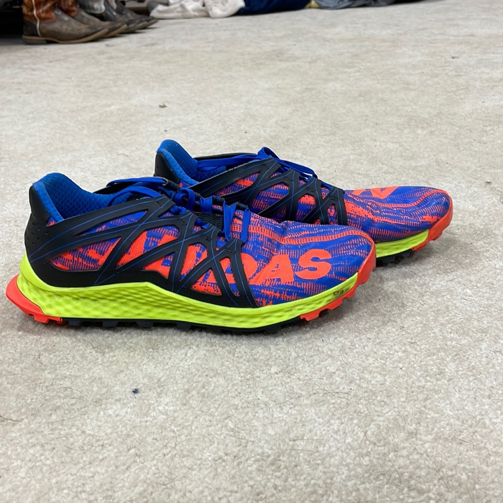 Adidas bounce